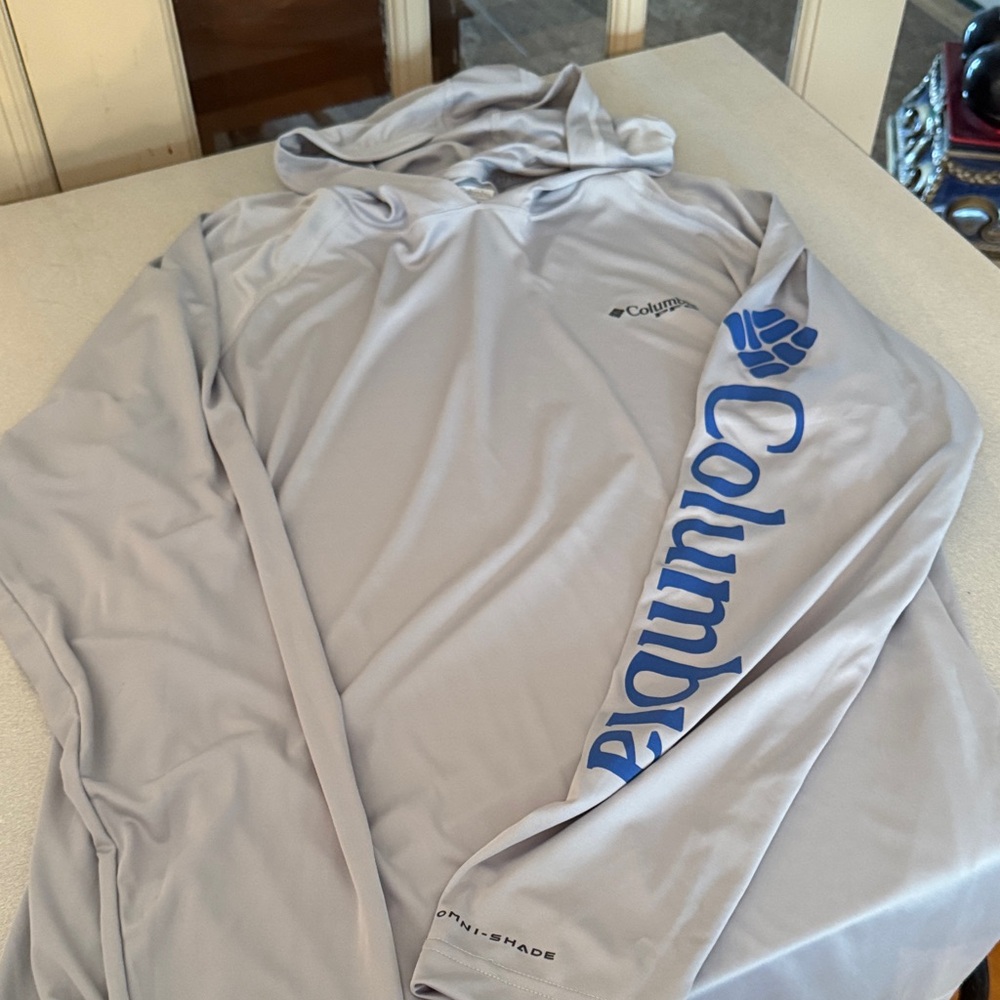 NWT Columbia long sleeve PFG fishing shirt.
XL men’s